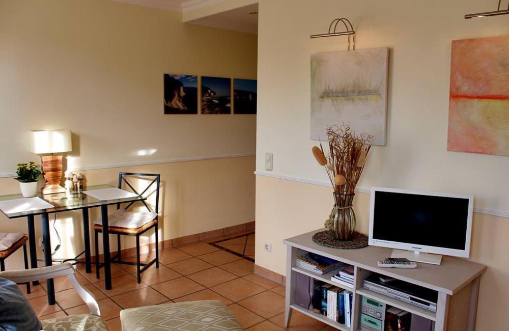 Ferienwohnung _Kleiner Seeigel Sassnitz Exteriör bild